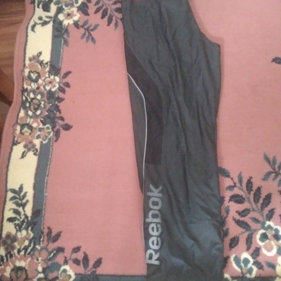 Men's Training Pants - Picture 4 of 10